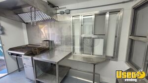 1998 Cube Truck Kitchen Food Trailer Fryer Minnesota for Sale