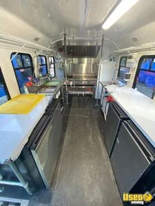 1998 E-350 All-purpose Food Truck Refrigerator British Columbia Diesel Engine for Sale