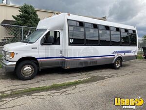 1998 Econoline Shuttle Bus Shuttle Bus Air Conditioning Ohio Gas Engine for Sale