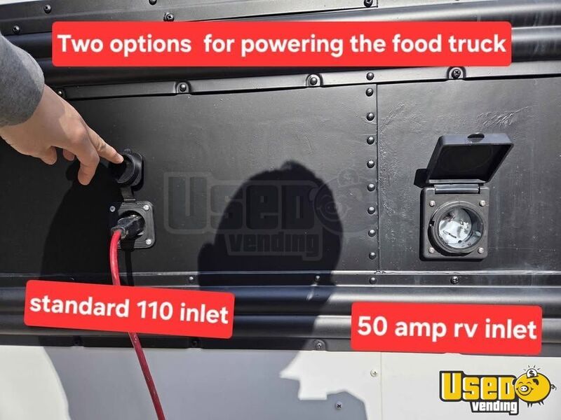 1998 Food Truck All-purpose Food Truck Gray Water Tank North Carolina Diesel Engine for Sale