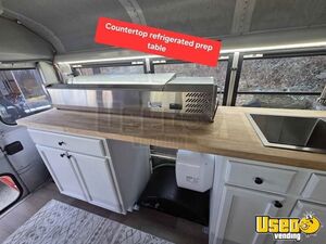 1998 Food Truck All-purpose Food Truck Interior Lighting North Carolina Diesel Engine for Sale