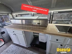 1998 Food Truck All-purpose Food Truck Interior Lighting North Carolina Diesel Engine for Sale