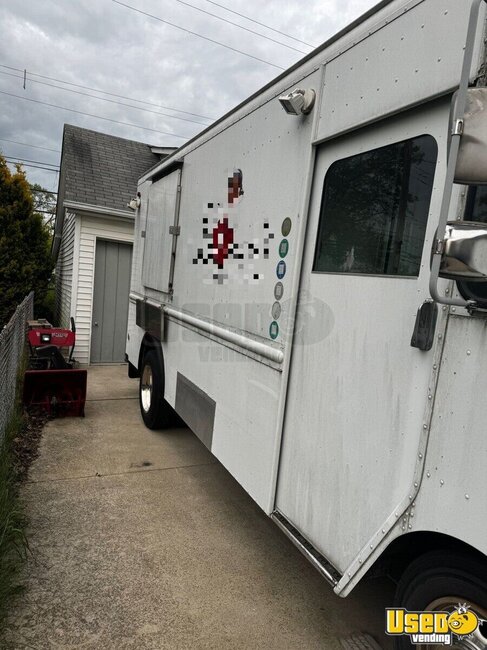 1998 Food Truck All-purpose Food Truck Michigan Gas Engine for Sale