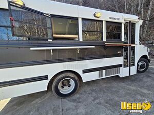 1998 Food Truck All-purpose Food Truck North Carolina Diesel Engine for Sale