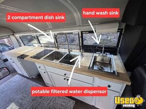 1998 Food Truck All-purpose Food Truck Prep Station Cooler North Carolina Diesel Engine for Sale