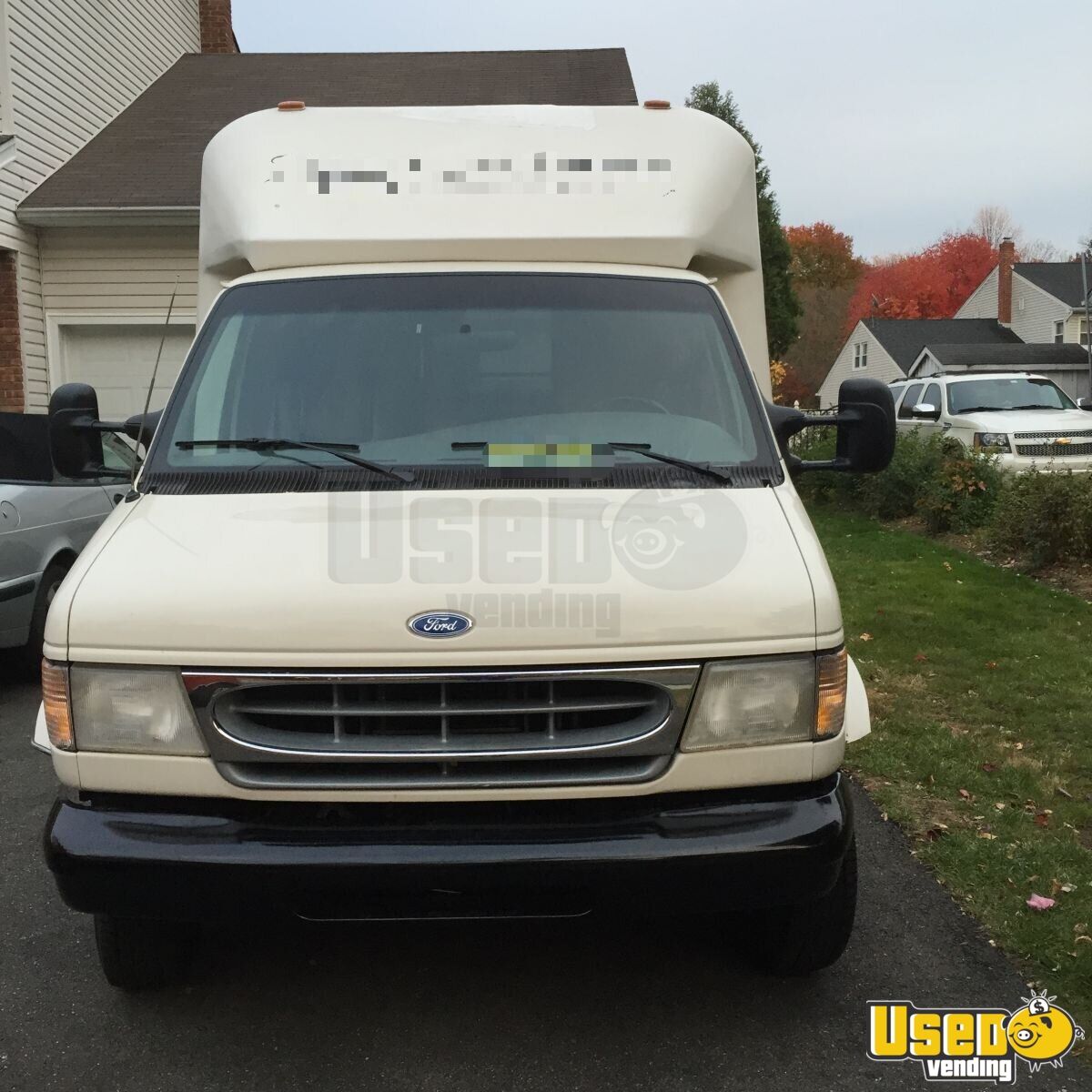 Research 1998
                  FORD E-350 pictures, prices and reviews