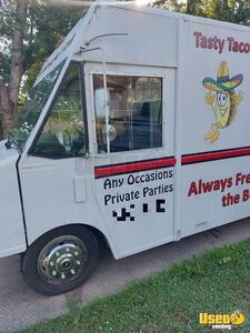 1998 G1500 Taco Food Truck Stainless Steel Wall Covers Kentucky Gas Engine for Sale