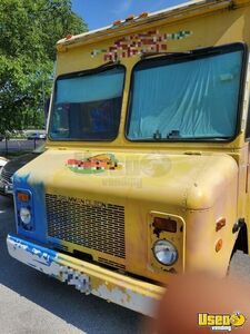 1998 Gmc P30 Stepvan Kitchen Food Truck All-purpose Food Truck Stovetop Illinois Gas Engine for Sale