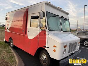 1998 Grumman Coffee & Beverage Truck Removable Trailer Hitch Tennessee Gas Engine for Sale