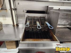 1998 Grumman Olsen All-purpose Food Truck Refrigerator Wisconsin Gas Engine for Sale