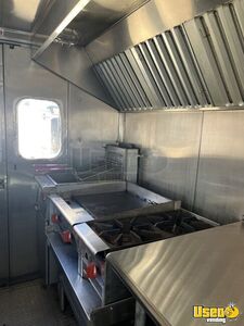 1998 Kitchen Food Truck All-purpose Food Truck Stainless Steel Wall Covers Texas Diesel Engine for Sale