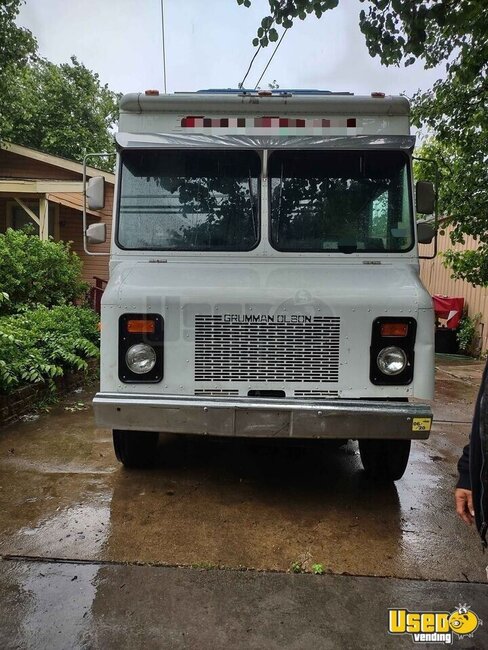 1998 Kitchen Food Truck All-purpose Food Truck Texas Gas Engine for Sale