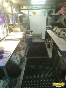 1998 Mt35 Workhorse Kitchen Food Truck All-purpose Food Truck Deep Freezer Tennessee Diesel Engine for Sale
