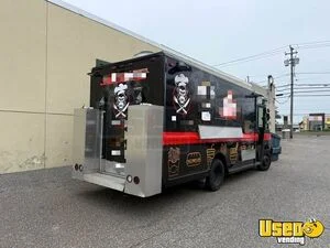 1998 Mt45 All-purpose Food Truck Diamond Plated Aluminum Flooring New York for Sale