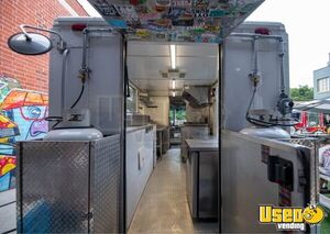 1998 Mt45 All-purpose Food Truck Interior Lighting Florida Diesel Engine for Sale