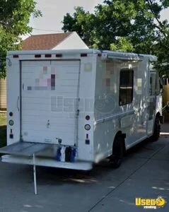 1998 Mt45 Coffee & Beverage Truck Stainless Steel Wall Covers Colorado Diesel Engine for Sale