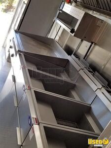 1998 Mt45 Step Van Kitchen Food Truck All-purpose Food Truck Deep Freezer Florida Diesel Engine for Sale