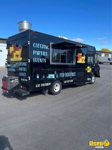 1998 P30 All-purpose Food Truck Air Conditioning Michigan Gas Engine for Sale