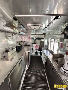 1998 P30 All-purpose Food Truck Cabinets Tennessee Gas Engine for Sale