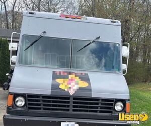1998 P30 All-purpose Food Truck Concession Window Virginia Gas Engine for Sale