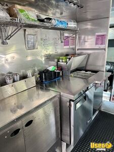 1998 P30 All-purpose Food Truck Deep Freezer Tennessee Gas Engine for Sale