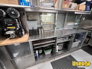 1998 P30 All-purpose Food Truck Diamond Plated Aluminum Flooring California for Sale