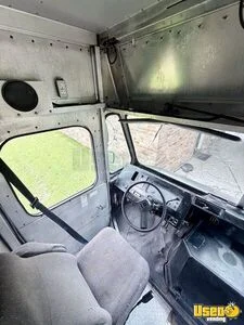 1998 P30 All-purpose Food Truck Electrical Outlets Louisiana Gas Engine for Sale