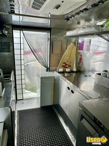 1998 P30 All-purpose Food Truck Exterior Customer Counter Tennessee Gas Engine for Sale