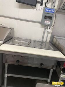 1998 P30 All-purpose Food Truck Hand-washing Sink Arizona Diesel Engine for Sale