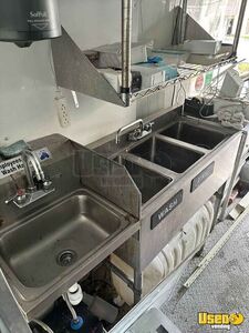 1998 P30 All-purpose Food Truck Ice Block Maker Florida Diesel Engine for Sale