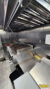 1998 P30 All-purpose Food Truck Insulated Walls New York Gas Engine for Sale