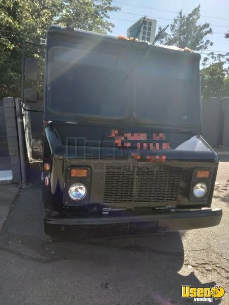 1998 P30 All-purpose Food Truck New Mexico Gas Engine for Sale