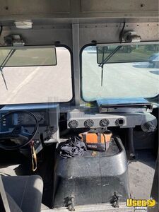 1998 P30 All-purpose Food Truck Refrigerator Michigan Gas Engine for Sale
