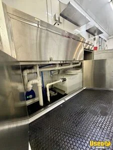 1998 P30 All-purpose Food Truck Stovetop Louisiana Gas Engine for Sale