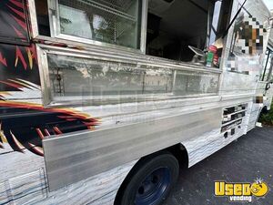 1998 P30 All-purpose Food Truck Surveillance Cameras Florida Diesel Engine for Sale