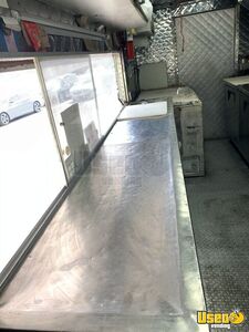 1998 P30 All-purpose Food Truck Work Table Texas for Sale