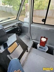1998 P30 Ice Cream Truck 10 South Carolina for Sale
