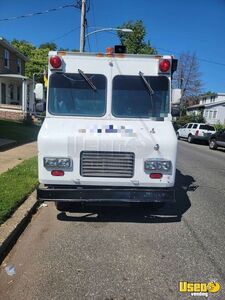 1998 P30 Ice Cream Truck Ice Cream Truck Exterior Lighting Pennsylvania Gas Engine for Sale