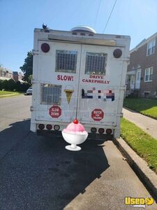 1998 P30 Ice Cream Truck Ice Cream Truck Interior Lighting Pennsylvania Gas Engine for Sale