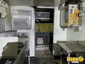 1998 P30 Kitchen Food Truck All-purpose Food Truck Refrigerator Oklahoma for Sale