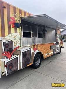 1998 P30 Step Van All-purpose Food Truck California Gas Engine for Sale