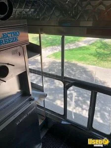 1998 P30 Step Van Ice Cream Truck Ice Cream Truck Breaker Panel California Diesel Engine for Sale