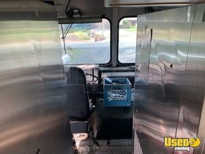 1998 P30 Step Van Ice Cream Truck Ice Cream Truck Diamond Plated Aluminum Flooring California Diesel Engine for Sale