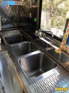 1998 P30 Step Van Ice Cream Truck Ice Cream Truck Hand-washing Sink California Diesel Engine for Sale