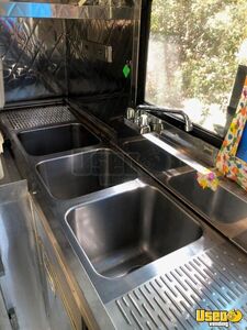 1998 P30 Step Van Ice Cream Truck Ice Cream Truck Hand-washing Sink California Diesel Engine for Sale