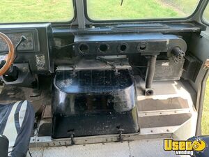 1998 P30 Step Van Kitchen Food Truck All-purpose Food Truck 34 Texas Diesel Engine for Sale