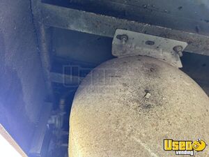 1998 P30 Step Van Kitchen Food Truck All-purpose Food Truck 52 Texas Diesel Engine for Sale