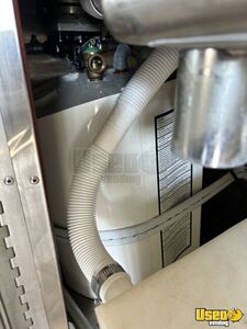 1998 P30 Step Van Kitchen Food Truck All-purpose Food Truck 56 Texas Diesel Engine for Sale