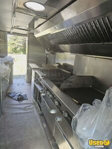 1998 P30 Step Van Kitchen Food Truck All-purpose Food Truck Chargrill Washington Gas Engine for Sale