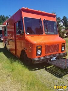 1998 P30 Step Van Kitchen Food Truck All-purpose Food Truck Concession Window Washington Gas Engine for Sale